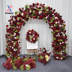 Decoración de Fondo para Boda con Flores Artificiales Modernas de Seda Suave Realista en Color Borgoña y Verde, con Rosas y Hortensias - Product Image 1