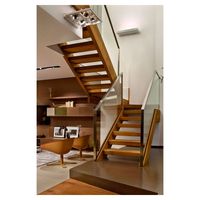 Rampe d'escalier flottante droite Prima en bois massif poli sur mesure, montage simple pour escalier droit intérieur de maison neuve