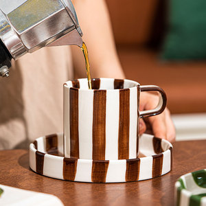 Tasse à eau en céramique de style nordique rétro, tasse à lait en céramique, tasse à cappuccino, tasse à café avec assiette à dessert - Product Image 3