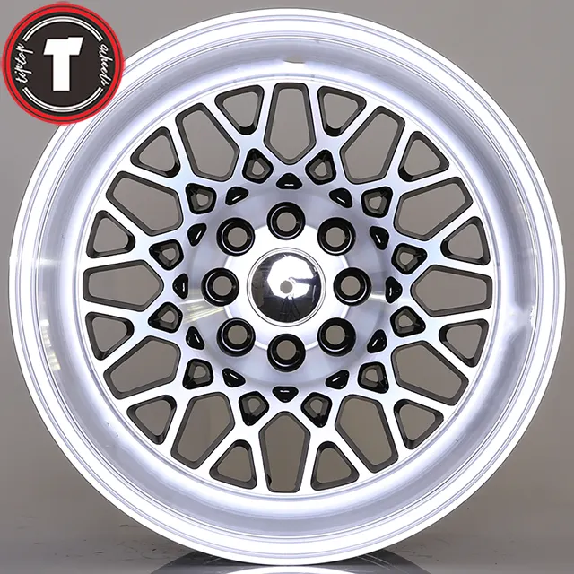 Mags 2021 Hot Koop 13 15 16 Inch 24 Spaken Racing Wiel Pcd 4X100 Zilver Met Klinknagels Auto velgen Diepe Schotel Mesh Wiel