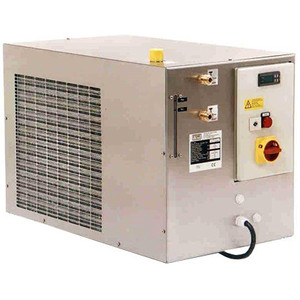 Equipo de soldadura EWM RK3 3200W con unidades de refrigeración y accesorios - Product Image 1