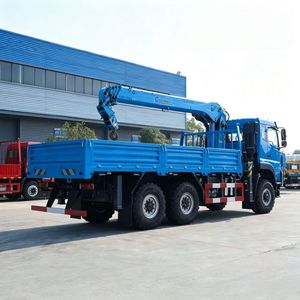 CLW 6x6 Off Road 6AWD Truck Mountec 10 Tons Straight Arm <b>Crane</b> 6 Wheels <b>Crane</b> Truck for Sale - Product Image 2