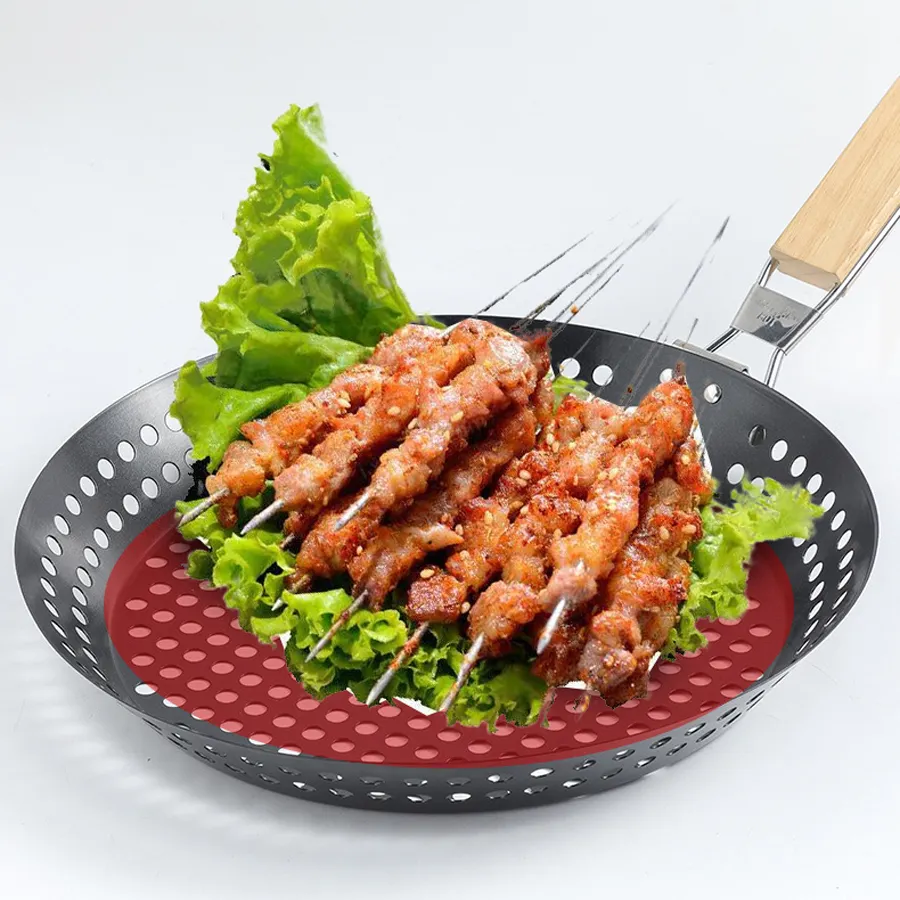 Wholesaler Heat Resistant Non Stick Carbon Steel Barbecue Tools Bbq Basket Grill Pan Bbq Tools Perforated Grill Pan