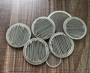 ชิ้นส่วนเครื่องจักรกล: แผ่นดิสก์ตาข่ายสแตนเลส304หลายชั้นที่มีความแม่นยำสูงห่อด้วยขอบ - Product Image 3