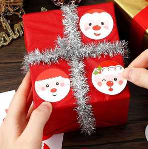 500 autocollants décoratifs de Noël ronds par rouleau, étiquettes autocollantes pour sceller les cadeaux, impression personnalisée disponible - Product Image 2