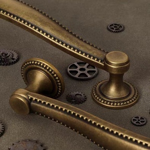 High Quality <strong>Cabinet</strong> <strong>Handles</strong> Modern Polka Dots <strong>Shell</strong> Shape Vintage Antique Brass <strong>Cabinet</strong> <strong>Handles</strong> Wardrobe <strong>Drawers</strong> Door <strong>Knobs</strong> - Product Image 5