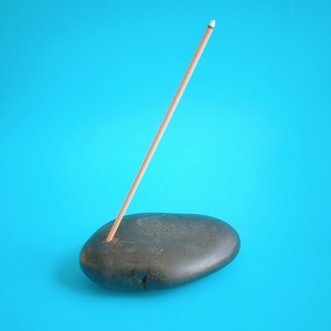 <span class=keywords><strong>Le</strong></span> plus bas prix tumble forme pavé noir pierres précieuses naturelles guérison Porte-Encens cadeau religieux - Product Image 2