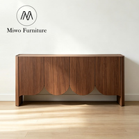 Buffet moderne en placage de noyer, armoire de rangement à 4 portes avec façade ondulée festonnée pour salon et entrée