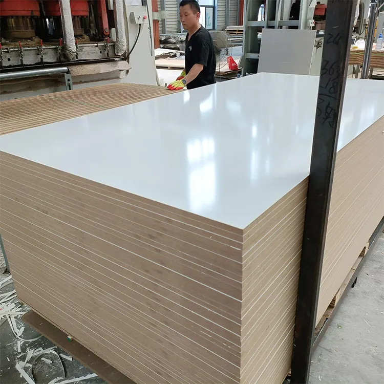 4X8 3Mm 6Mm 9Mm 12Mm 15Mm 18Mm Mdf Paneel Meubels Wit Melamine Gelamineerd Mdf Bord