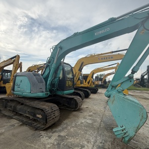 Excavatrice sur chenilles d'occasion japonaise Shengang SK135SR, 13,5 tonnes, excavatrice hydraulique à braquage court, faible nombre d'heures de fonctionnement - Product Image 3