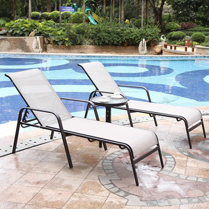 Chaise longue d'extérieur moderne et minimaliste en aluminium avec dossier inclinable et accoudoirs, idéale pour <span class=keywords><strong>jardin</strong></span>, cour, piscine et plage - Product Image 1