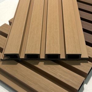 Paneles de Revestimiento de Pared Exterior Impermeables Decorativos de Madera WPC, Coextrusión, Panel de Revestimiento de Pared de Gran Calidad - Product Image 5