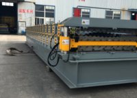 Machine de formage de rouleaux de tôle d'acier pour toiture en tôle ondulée pour toit en métal