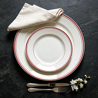 Assiettes en céramique JQY, rondes, en porcelaine blanche avec une ligne rouge, assiettes à dîner, assiettes en céramique pour restaurant, assiettes à salade, à pâtes, à steak