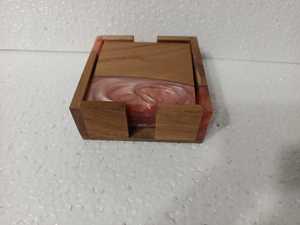 Ensemble de dessous-de-verre en bois résistant à la chaleur pour la salle à manger et le bureau, disponible aux meilleurs prix - Product Image 1