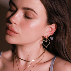 Orecchini a Cerchio Grandi a Forma di Cuore per Donne, Gioielli Minimalisti da Festa alla Moda - Product Image 2