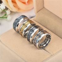 Bague pour homme Inspire Black Classic Cluster en acier inoxydable avec motif de dragon