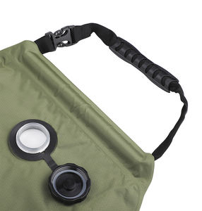 Bolsa de Ducha Solar Portátil de 20L para Exteriores, Camping y Senderismo, con Manguera y Cabezal Intercambiable - Product Image 2