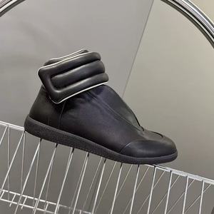 Sneakers Casual in Vera Pelle con Lacci, Stile Designer, Modello High-Top, Ispirazione Futuristica, Focalizzate sul Comfort, con Cinturino Regolabile - Product Image 4