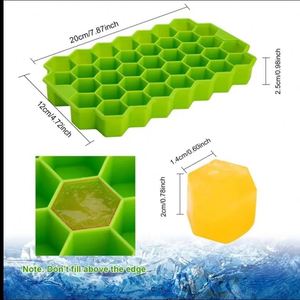 Hot Selling Easy-Release Honeycomb Silicone Ice Tray Mold Ice Cube Mold for Wine Whiskey Small Ice Makers in Freezers - Product Image 2