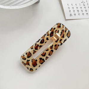 Pinces à cheveux imprimé léopard, pinces à cheveux en acrylique tendance pour femmes, accessoires pour cheveux - Product Image 3