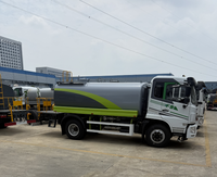 Camion-citerne multifonctionnel de 15 m³ à vendre directement de l'usine, avec système de pulvérisation haute pression pour l'arrosage routier