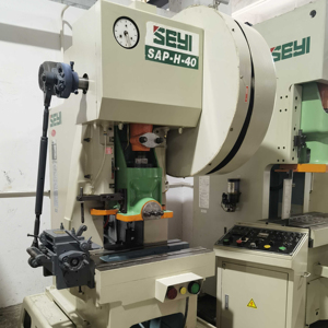 <span class=keywords><strong>Sap</strong></span> h 40 40T tấm kim loại chế tạo xe gạt nước làm máy Dây chuyền sản xuất đấm dập giá máy Seyi Punch - Product Image 1