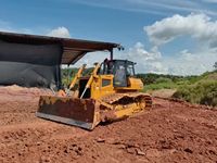 Bulldozer d'occasion SEM 818F 818D 197HP 17 tonnes SLGP avec ripper et lame SU, attache rapide hydraulique d'origine Caterpillar, en Chine
