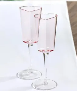 Grosir Disesuaikan Kualitas Tinggi Bentuk Hati Batang Panjang Berwarna Gelas Anggur Putih Gelas Anggur Merah Piala