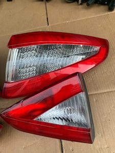 Para <span class=keywords><strong>Maserati</strong></span> <span class=keywords><strong>GT</strong></span> 06-20, Conjunto de Luz Trasera y Luz de Freno Original Desmontado del Vehículo, Lente Roja Transparente Anticaída - Product Image 5