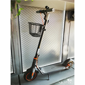Présentoir de magasin de <span class=keywords><strong>scooter</strong></span> et de vélo électrique auto-équilibré moderne personnalisé étagère murale pliée et rotative - Product Image 2