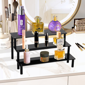 Elevadores de exhibición de acrílico negro multiusos de 3 niveles Soporte moderno para maquillaje de perfume Postres cosméticos Estante ecológico - Product Image 1