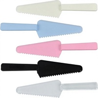 Couteau à gâteau jetable en plastique à bord dentelé de 9,1 pouces, spatule multifonctionnelle pour couper la pizza et la pâtisserie, couleurs assorties