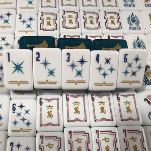 Tuiles de Mahjong américaines en acrylique, 160 pièces, motif feuilles de Ginkgo dorées, classiques, faites à la main, de luxe, personnalisées, prix d'usine - Product Image 2