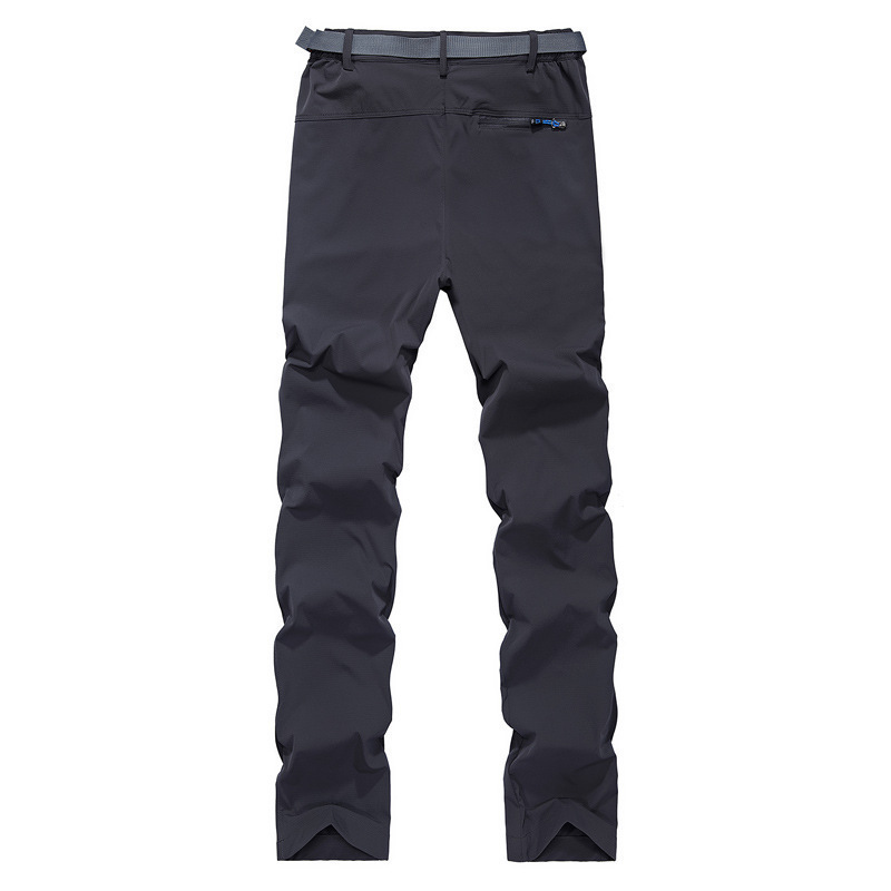 Homme gris