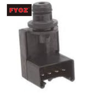 Transductor de Presión del Regulador <span class=keywords><strong>Rostra</strong></span> 50-1017, Conector Rectangular de 4 Pines, 48RE A500 A518 00-04 22955A 56028196AD - Product Image 2