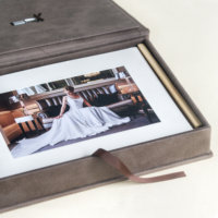 Boîte USB de mariage de luxe, format personnalisé avec logo en relief doré, papier artistique, couleur personnalisée, étui USB pour photos de mariage