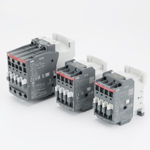 คอนแทคเตอร์รุ่น AX12 220V 380V 110V 24V AX12-30-10 AX12-30-01 ของแท้ - Product Image 1