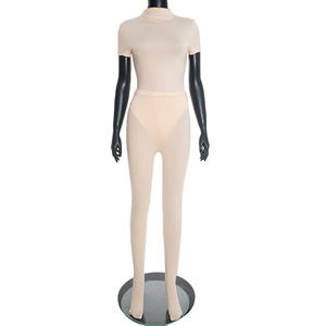 Viviblook Y25ST546 Ensemble deux pièces pour femmes, nouveau, couleur unie, col rond, coupe ajustée, ensemble pantalon à manches courtes - Product Image 4