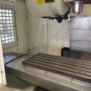 Chất lượng cao trung tâm máy CNC Trung Quốc Bảo vệ đầy đủ vành đai fanuc Mitsubishi hệ thống điều khiển vmc1370 - Product Image 4