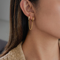 Boucles d'oreilles élégantes J&D avec pampilles en CZ, plaquées or 18 carats, en acier inoxydable, délicates, à double boucle, avec zirconias
