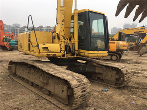 รถขุดตีนตะขาบ Komatsu PC200-8 มือสอง สภาพเหมือนใหม่ สำหรับงานก่อสร้าง ขาย - Product Image 2