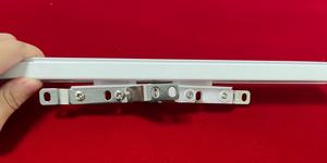 Traverse Rods Master Carrier Composant spécialisé utilisé dans les systèmes <span class=keywords><strong>de</strong></span> voie <span class=keywords><strong>de</strong></span> draperie Contrôler l'ouverture et la fermeture des rideaux - Product Image 6