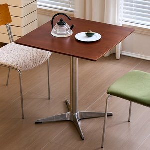 Ensemble de table à manger de style rétro personnalisable, table de style antique pour hôtel, structure en acier inoxydable, plateau en bois massif pour cafés commerciaux, boutiques de desserts - Product Image 2