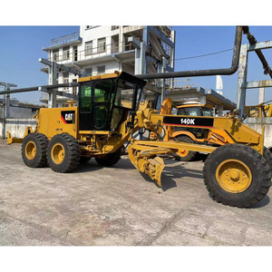 Motoniveladora Caterpillar CAT 140K usada, original, de 17 toneladas, en buen estado, para construcción de carreteras y nivelación de terrenos. - Product Image 1