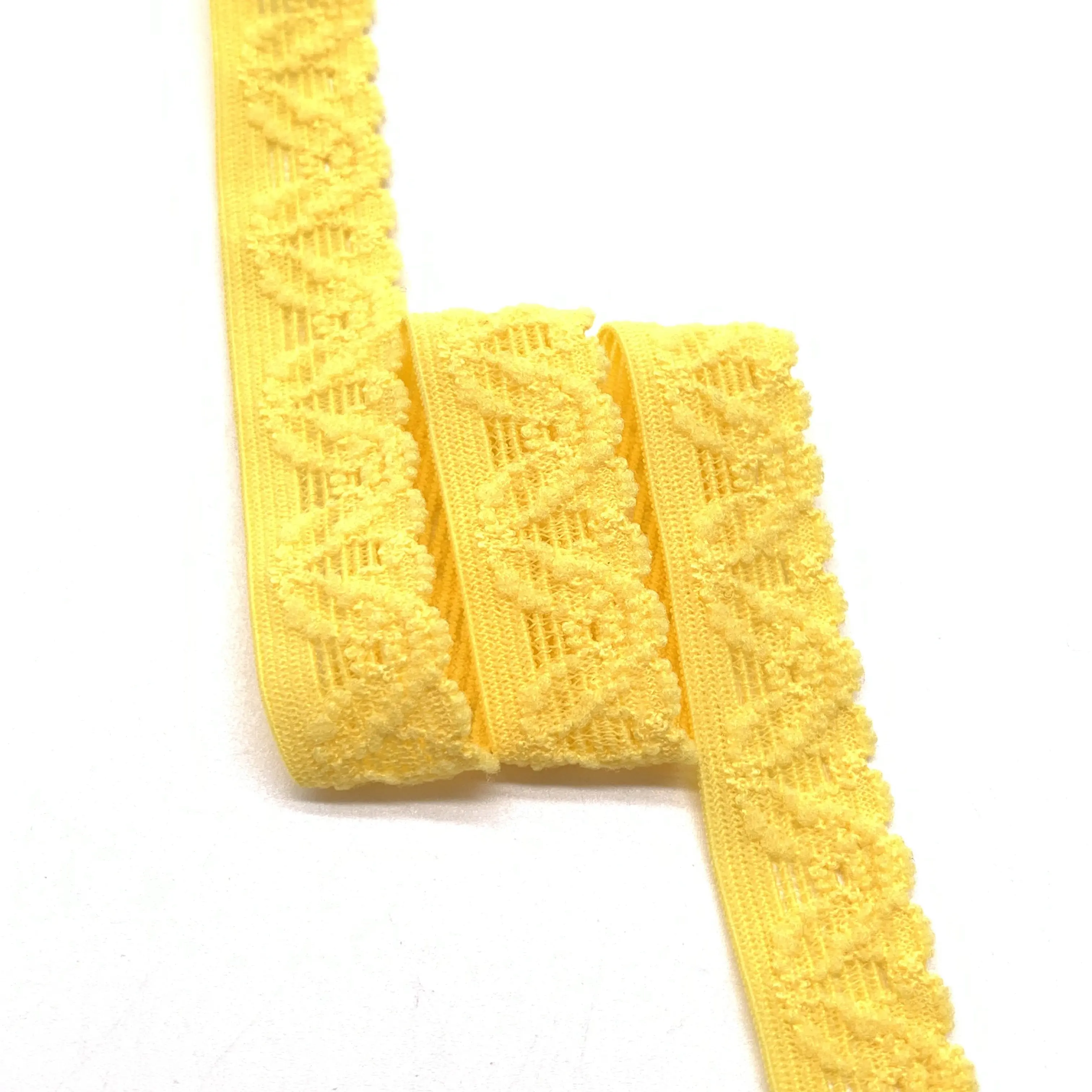 Échantillons gratuits de tricot élastique en dentelle garni de nylon sangle élastique vêtements soutiens-gorge sous-vêtements et bien décoré élasticité