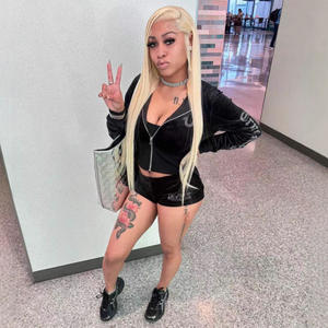 Peeqi FC1388 Automne Vente en gros Ensemble de shorts deux pièces pour femmes à manches longues avec capuche en strass Veste à glissière Shorts 2 pièces <span class=keywords><strong>Costume</strong></span> - Product Image 2