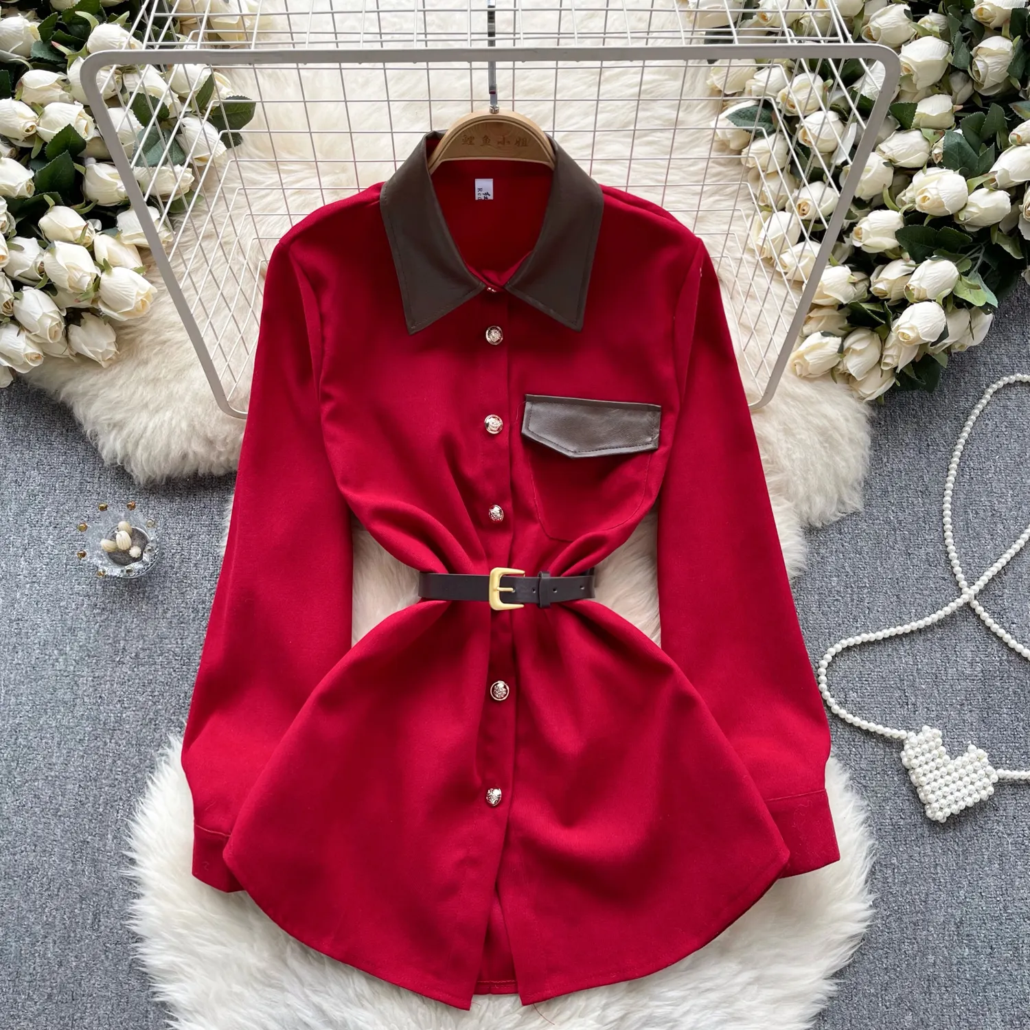 Großhandel 2024 Frühjahr neu PU-Leder Polo-Halsband Kontrast einreibig Slim-Fit vielseitig langärmelige Damenhemden
