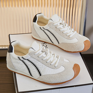 Chaussures plates décontractées pour femmes de qualité supérieure avec des couleurs rêveuses, design rayé simple, respirantes pour les activités de plein air en automne et au printemps - Product Image 6