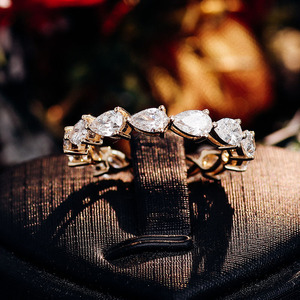Bague <span class=keywords><strong>Provence</strong></span> en Moissanite Pavé<span class=keywords><strong>e</strong></span> Goutte d'Eau 3*5mm, Or 14K Personnalisé<span class=keywords><strong>e</strong></span> pour Femme, Anniversaire, Style Européen/Américain Transfrontalier - Product Image 4